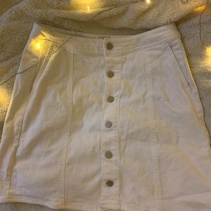 WHITE BUTTON UP SKIRT !!☁️☁️